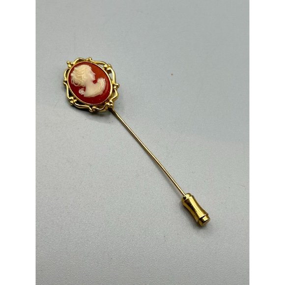 Vintage Signed TRIFARI Costume Cameo Stick Pin Lapel Pin Gold Tone & Faux Cameo - Picture 2 of 6